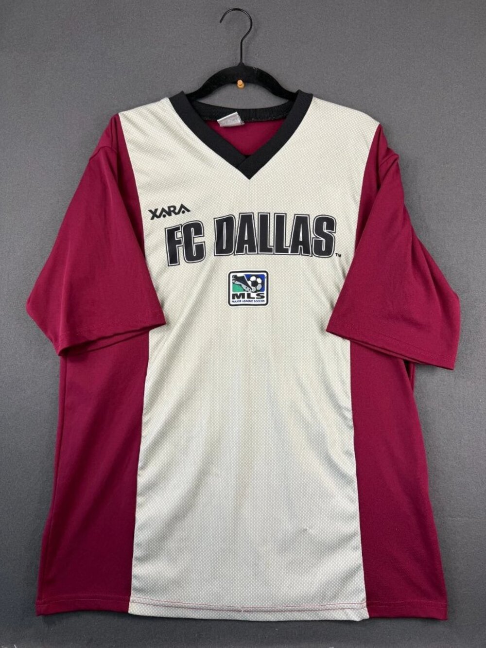 VTG Xara Mens White Red FC Dallas Jersey Authentic Early MLS Memorabilia #26 M